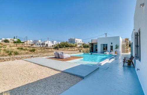 Lil Paros Luxury suites - Photo 25
