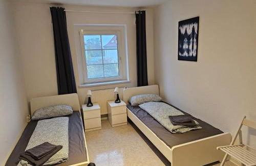 Leuna bei Leipzig & Halle - 2 Apartments mit je 3 Schlafzimmern, Küche, Bad - Foto 47