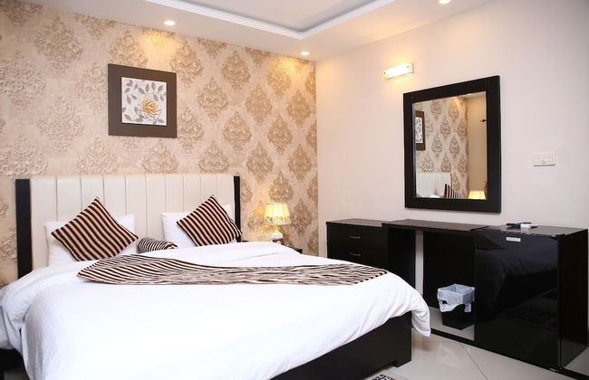 Safari Club 3 Bahria Town - Photo 1