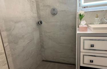 Bluestone Appartments - Whirlpool, Queensize Boxspring Bett, parking - Foto 17