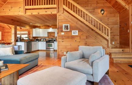 Secluded w/ Deck Views, Hot Tub, & Ping Pong Hudson in the Berks by Avantstay - Foto 22