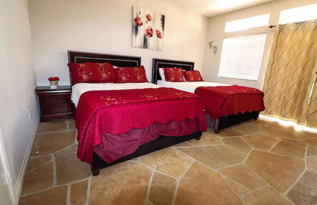 Palm Springs Vacation Home - Photo 8