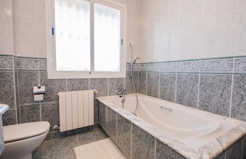 Cubo's Villa Yedra Guadalmar - Photo 39