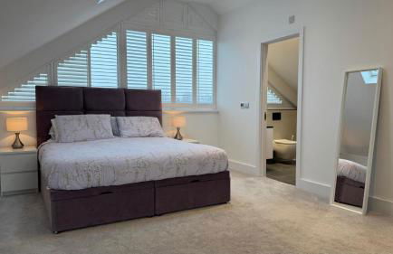 The Lake House - Photo 9