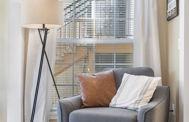 Serene Escape at Table Rock Lake - Photo 2