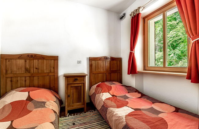 House By The Stream - Foto 3