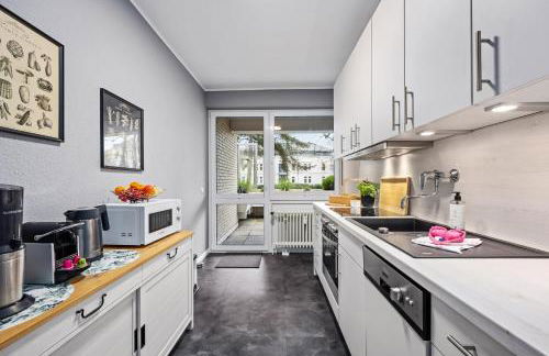 Stilvolle Stadtoase, 116 qm, Parkblick, Wassernah, Parkplatz - Foto 32