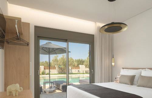 CaMa Villa, Pool, Landmark Views & Iconic Design, By ThinkVilla - Foto 45