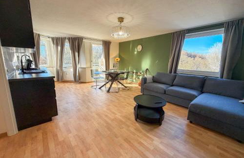 Executive Stadtwald Apartment - S-Bahn Direct - 12min Messe Essen - Barrier-Free - Foto 8