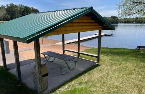 Paddler's Paradise Cabin with Direct Trail Access! - Foto 64