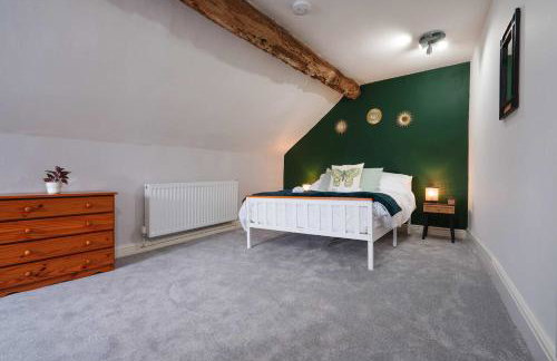 Bulls Head Historic Home With Garden And Hot Tub - Photo 18