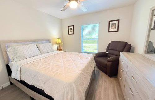 New 4-Bedroom Home – Perfect for Your Stay! - Foto 10