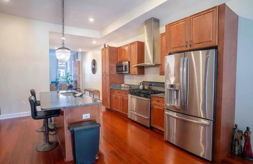 Modern Retreat Near John Hopkins Central Location! - Foto 6