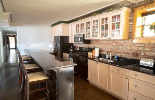 Inspiring Grotto Sleeps 10-20 Free TV & Parking - Foto 6