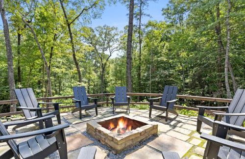 Secluded Luxe A Frame Lodge~ Hot Tub~ Fire Pit - Foto 45