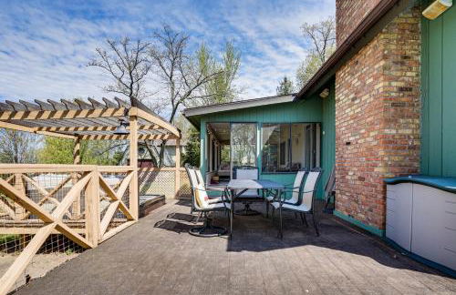 Love Lake Retreat with Hot Tub in New Richmond! - Foto 27