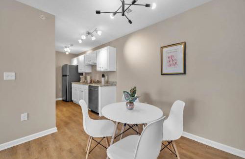 Stonecrest 620, 2Bd Apt I Free Parking I Pool - Foto 10