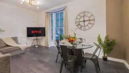 Station Side Sanctuary - 2BR Central Brighton Stay - Foto 4