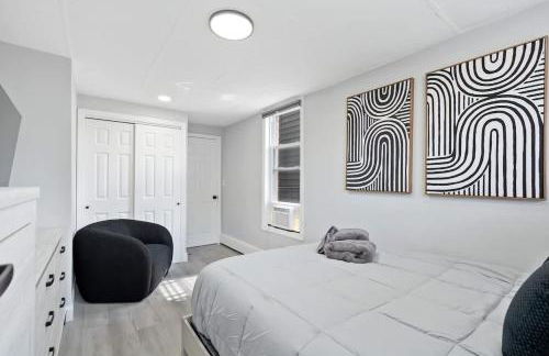 New and Beautiful 2BR Apt in Prime Spot 20 Min to NYC - Foto 15