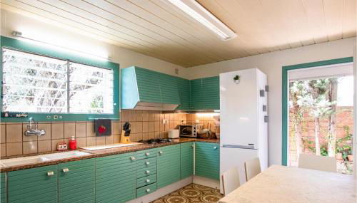 5 Bedroom Awesome Home In Alella - Foto 5