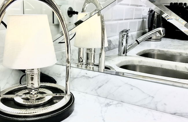 MONDRIAN Luxury Suites & Apartments Old Town Market Square - Photo 58