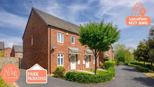 City Superhost 3-Bed House with Garden Free Parking - Foto 1