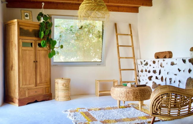 Studio With Pool, Garden and Open Roof Bathroom - Photo 8