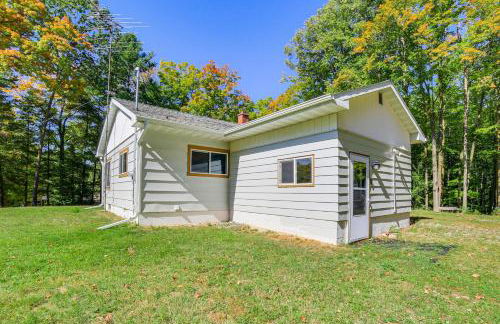 Walk to Water Lake House in Suring! - Foto 24