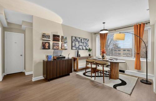 CASA Arlington Suite with In-Suite Massage Chair & Premium Amenities - Foto 10