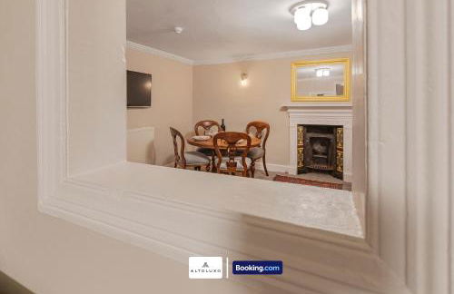 Spacestation Four 4 Bedroom Serviced Apartment By AltoLuxoExperience Short Lets & Serviced Accommodation With Free Wifi - Foto 3