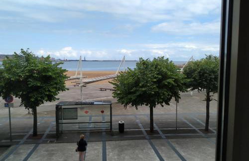 Apto. Vista Playa Poniente - Foto 9
