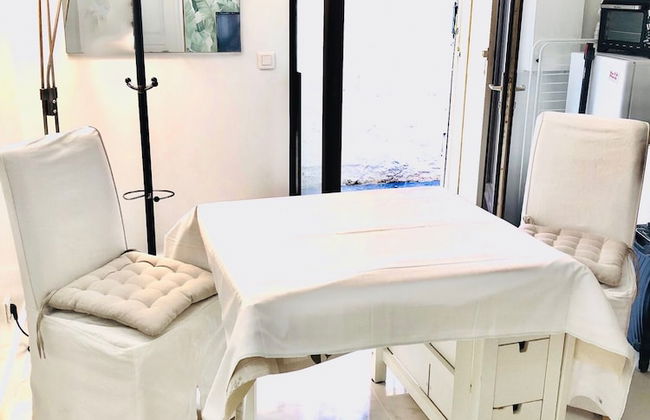 One bedroom flat ground floor avec cuisine -Rue Saint charles - métro Charles Michels 75015 PARIS - Photo 15