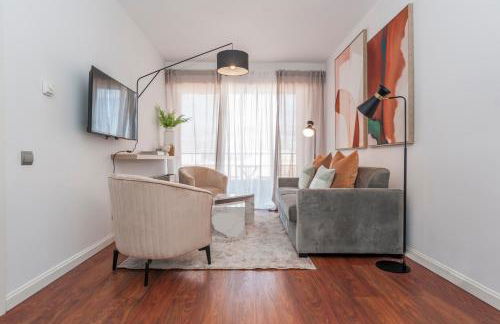 Tu Escapada Urbana - Plaza de Castilla III, Diseño y Localización - Photo 1