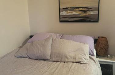 Stylish Home With Full Amenities - Photo 21