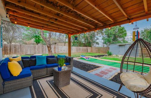 Texas Vacation Home, Game Room & POOL by Sixflags - Foto 42