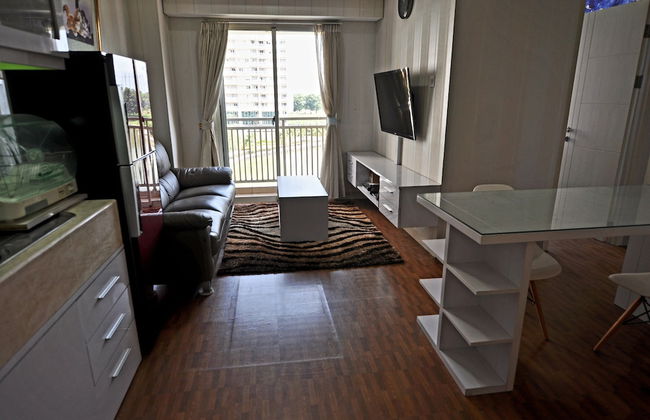 Quiet 3BRs pool and lake view - Photo 6