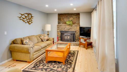 Cozy Southern Vermont Home with On-Site Trails - Foto 2