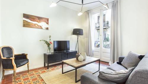 The Collection Barcelona - 4bedroom apartment with a balcony in Las Ramblas 1 2 - Photo 5