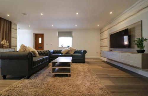 Northumberland Luxury Stays - The Newland - Photo 14