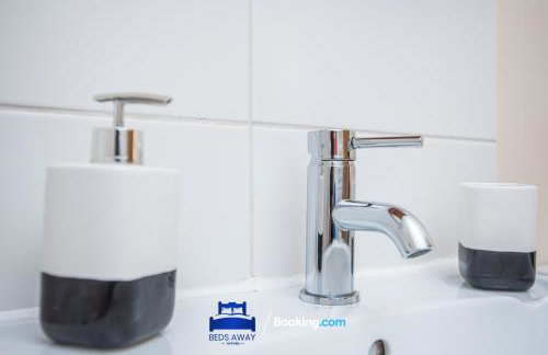 Two Bedroom Apartment By Beds Away Short Lets & Serviced Accommodation Close to Kidlington Airport and Blenheim Palace - Foto 8