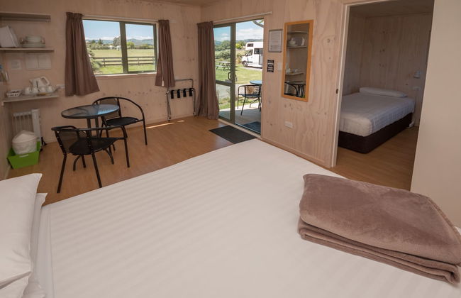 Martinborough TOP 10 Holiday Park - Photo 8