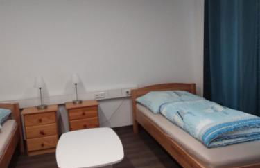 NGUYEN LE 3 Schlafzimmer, 7 Bette,Dusche, 2 WC , Küche ab 2 Übernachtungen - Foto 2