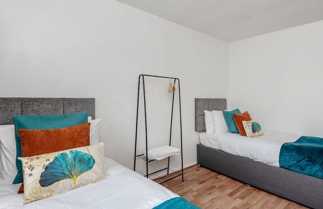 Hale Lodge, Beautiful 3 BR Home With Free Parking - Foto 7