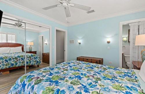 Paradise Cove - Waterfront Private Pool Home, 2 Mins to Open Gulf, 60' Dock - Foto 19