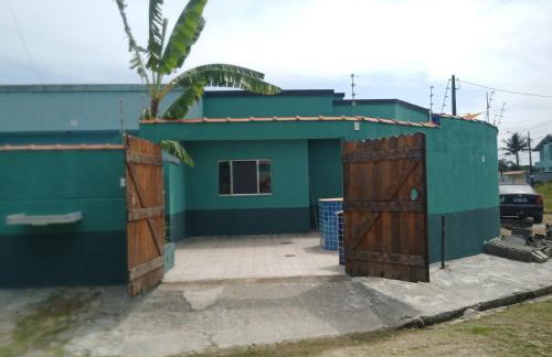 Casa com piscina , churrasqueira, Wi-Fi, em rua de Areia à 1km da praia, bairro sussegado, proíbido uso de som extremamente alto ideal para descansar - Foto 16