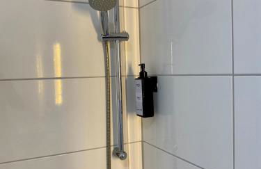 SLEEP WELL Apartments DETMOLD - Tempur Beds- NEU - Top Lage - Free parking - WIFI - Foto 17