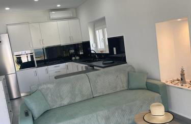 Seafront Apartment - Photo 21