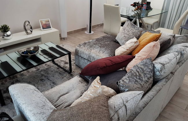 Serene Oasis in East Legon Hills - Chic 2 Bedroom Retreat - Photo 12