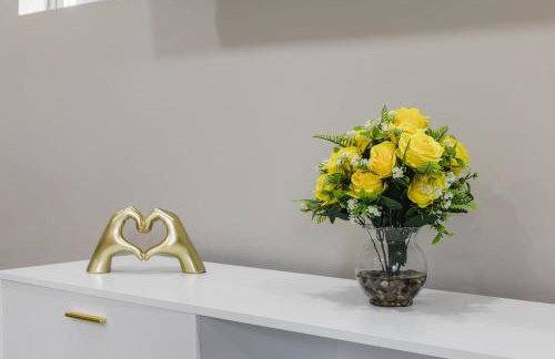 Chic Boho Retreat Near Downtown - Photo 21