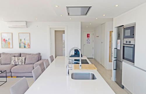 Loft Deluxe, Luminoso, Parking y Piscina - A 100 m del Mar AC - Photo 33